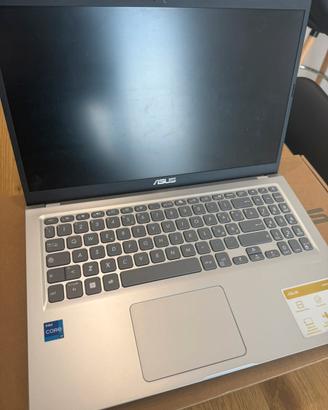 Laptop asus F515E