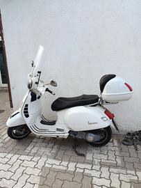 vespa 300