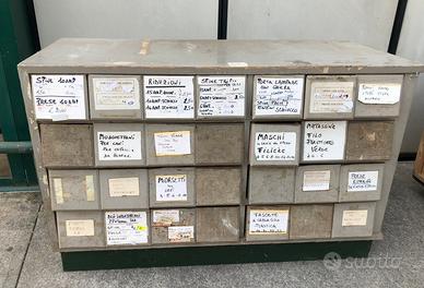 Bancone Cassettiera in legno