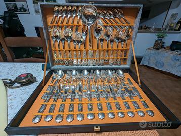 Servizio Posate da 12 Bagnate in Argento 800