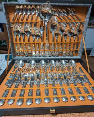Servizio Posate da 12 Bagnate in Argento 800