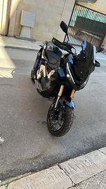 X-Adv 750 Akrapovic