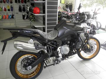 Voge Valico 900