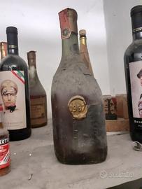 Bottiglia Vino 1957 con Sigillo Ceralacca