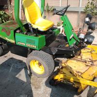 Taglia erba John deere F935