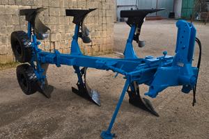 Trattore Aratro 3 vomeri Rabewerk MGD 80-40