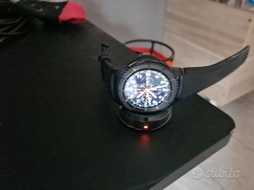 Samsung Gear S3 Frontier Smartwatch