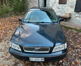 Volvo v40 t4 200 cv asi service rara