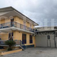 Capannone Industriale Orta di Atella