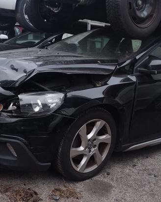 Pezzi di ricambio volvo v40 cross country anno 201