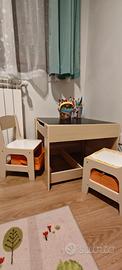 Scrivania contenitiva per bambini