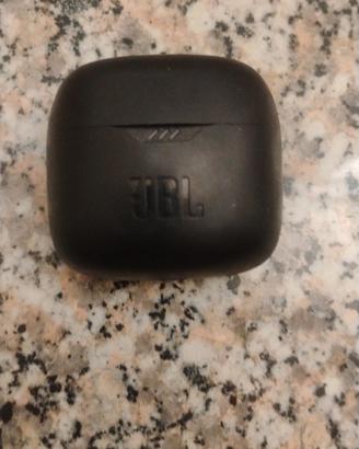 cuffie JBL tune con cancellazione del rumore 