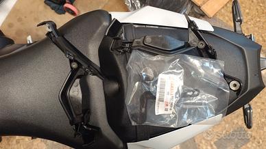 Supporti faro mt-09 2018 