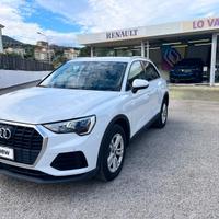Audi Q3 35 TDI quattro S tronic Business Sport