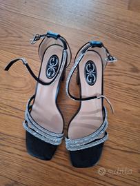 Sandali perfetti,  numero 38 con brillantini 