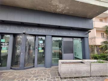 Casatenovo 300 mq commerciali