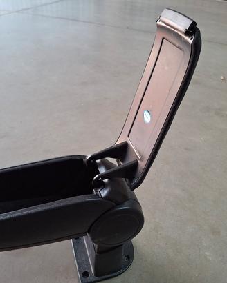 bracciolo toyota yaris