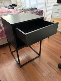 Comodino Ikea