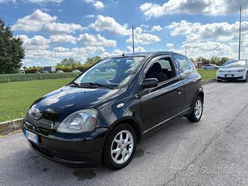 Toyota Yaris 1.0 68cv