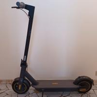 Ninebot Max G30 pari al nuovo