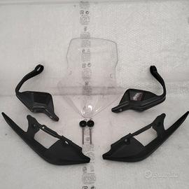 CUPOLINO, MANIGLIONI POSTERIORI, PARAMANI HONDA NC