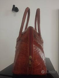 Splendida borsa di coccodrillo  vintage a cupola