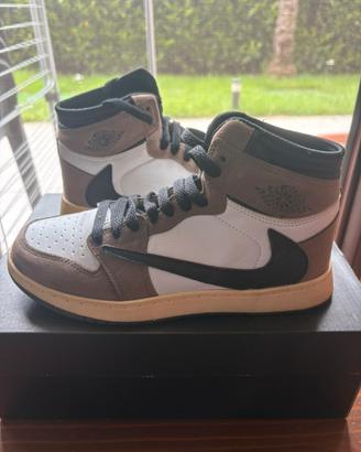 Nike Air Jordan 1 High Travis Scott