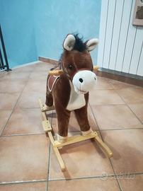 cavallino a dondolo 
