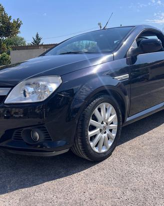 Opel Tigra TwinTop 1.4 16V Sport