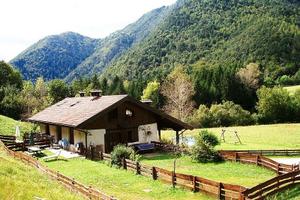 Ledro baita per compleanni anniversari 18 max per