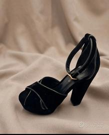 Sandali Aldo Castagna in Camoscio Nero (Taglia 36)
