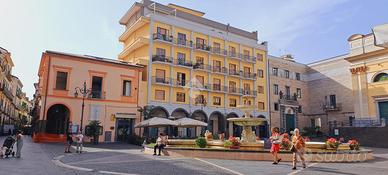 NEGOZIO A CAVA DE' TIRRENI