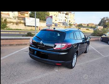 MEGANE STATION WAGON