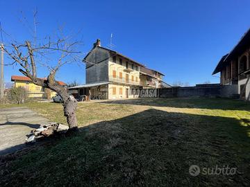 Casa indipendente con ampio esterno