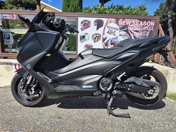 Yamaha T Max 560