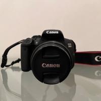 Canon EOS 700D + Accessori