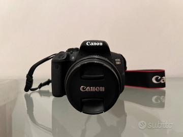 Canon EOS 700D + Accessori