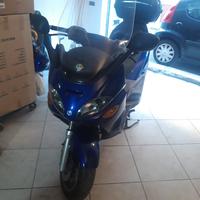 Scooter piaggio X9