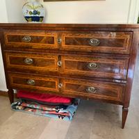 Cassettone comò scuola maggiolini