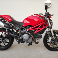 Ducati Monster 796