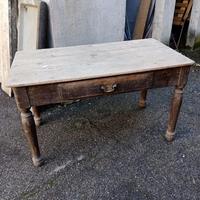 Tavolo antico in abete cm 137 x 72,5