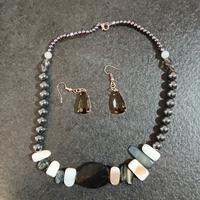 set collana orecchini elegante 