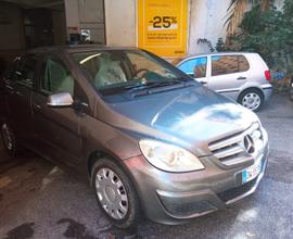 Mercedes-benz B 180 NGT BlueEFFICIENCY Chrome BENZ