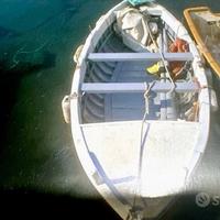 Gozzo in legno con motore Mercury