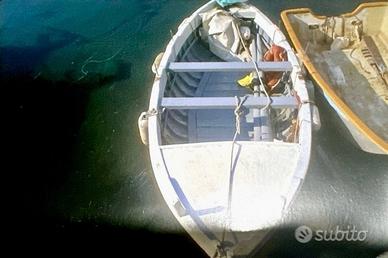 Gozzo in legno con motore Mercury