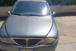 lancia y 1.2 benzina 