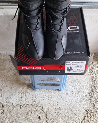 Stivaletto sportivo per moto