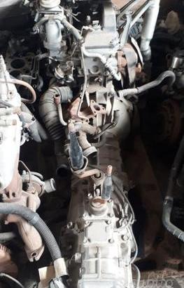 Motore o cambio Toyota hilux 2.5 d4d 2008