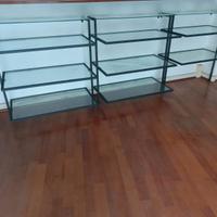 Espositori negozio vetro temperato e ferro battuto