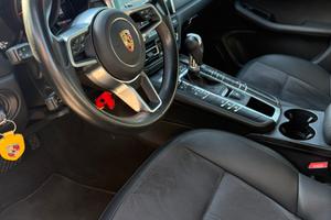 Porshe Macan
